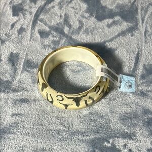 Country Western Cream and Silver Bangle Bracelet